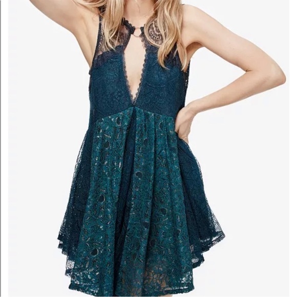 Free People Don't You Dare Mini Lace Dress in Emerald Green NWT Size Small - Picture 2 of 10
